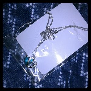 Pendant necklace